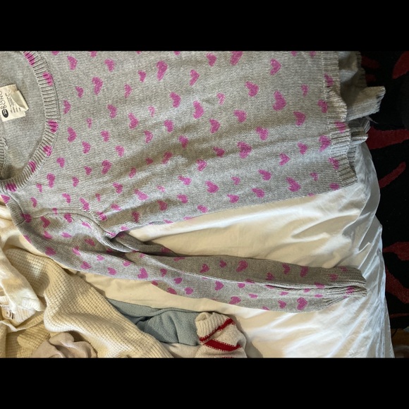 Pink heart sweater - Picture 3 of 3